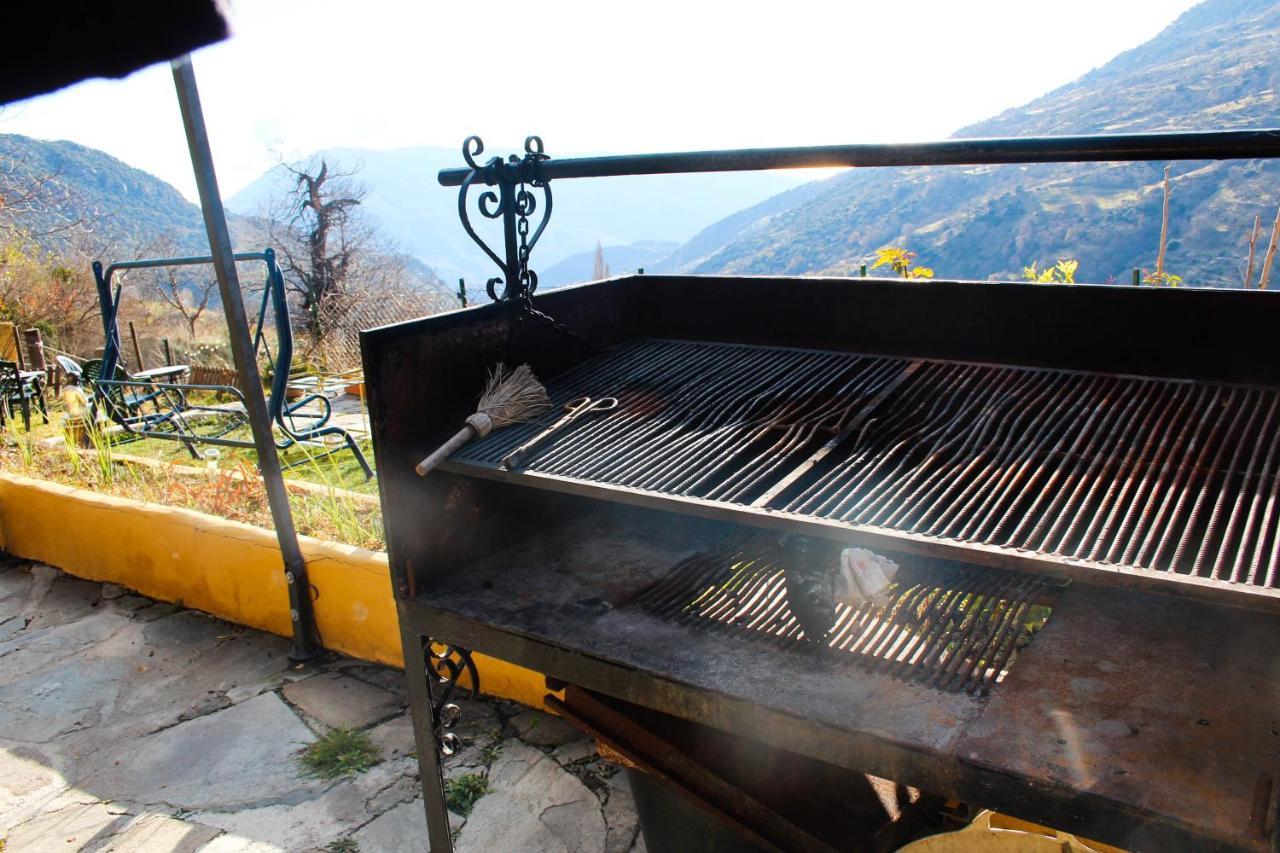 "Casa Ibero" Bubion, Alojamiento Turistico Rural Pension Buitenkant foto