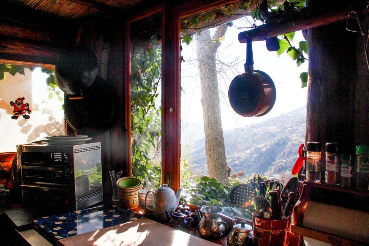 "Casa Ibero" Bubion, Alojamiento Turistico Rural Buitenkant foto